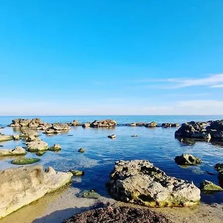 Bohotide By The Sea Apartman *