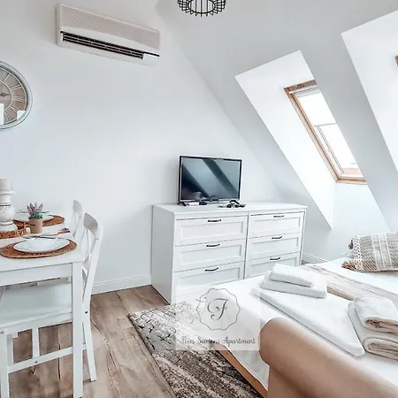 Bohotide By The Sea Apartman