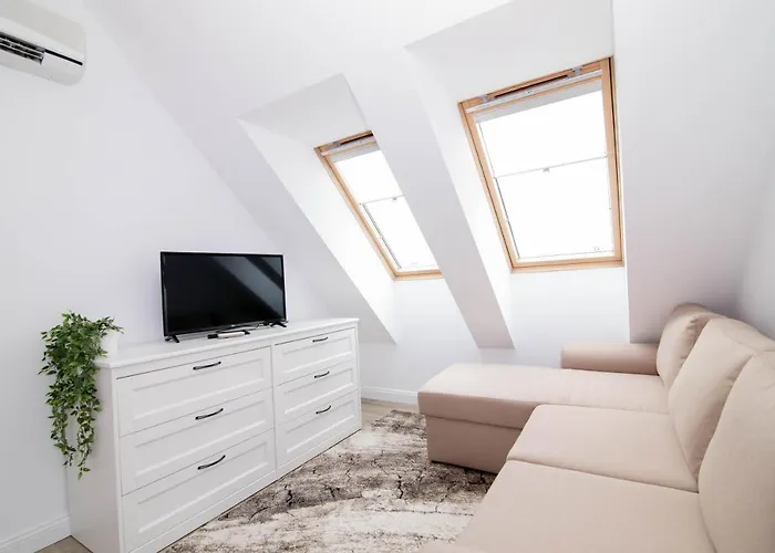 Bohotide By The Sea *